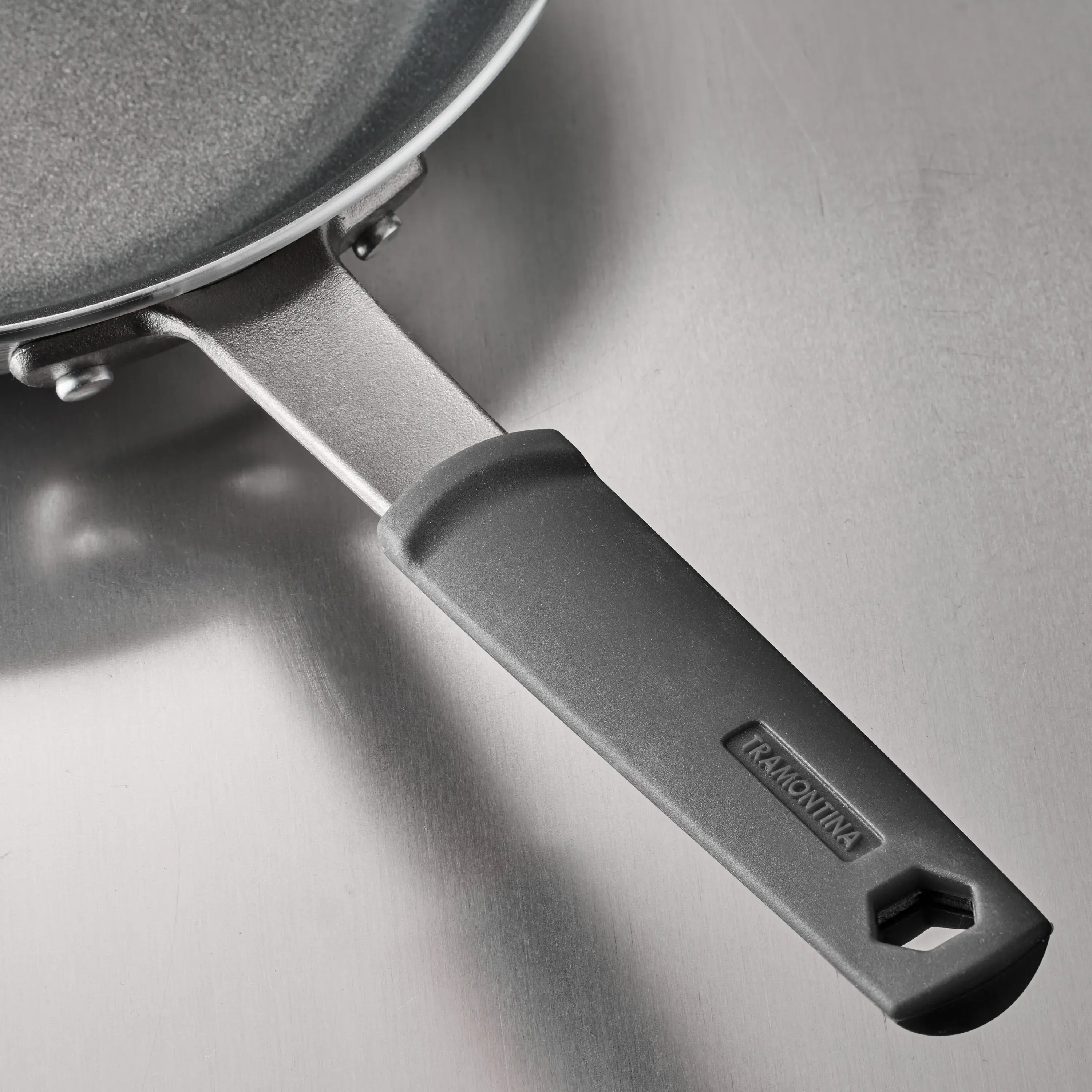 Tramontina Tramontina PRO Fusion 10-inch Aluminum Nonstick Fry Pan