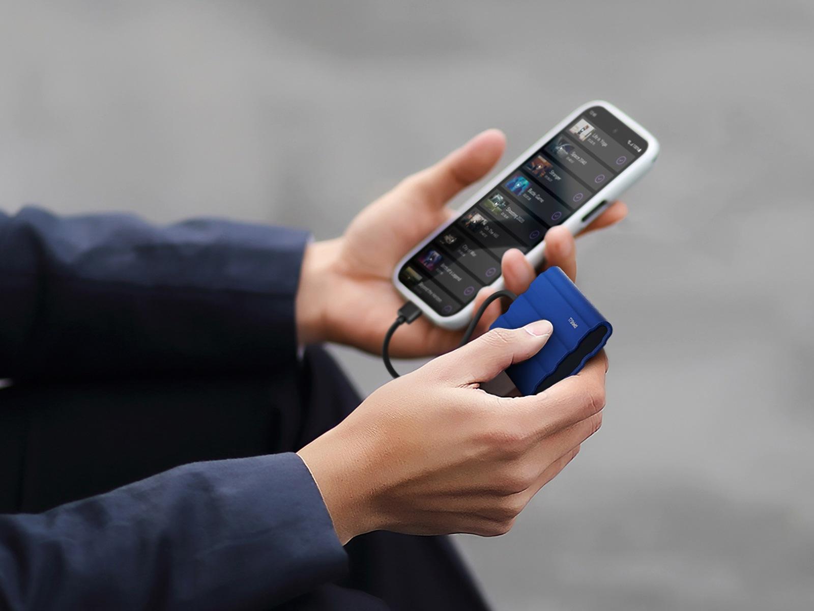 Samsung Samsung Portable SSD T7 Shield