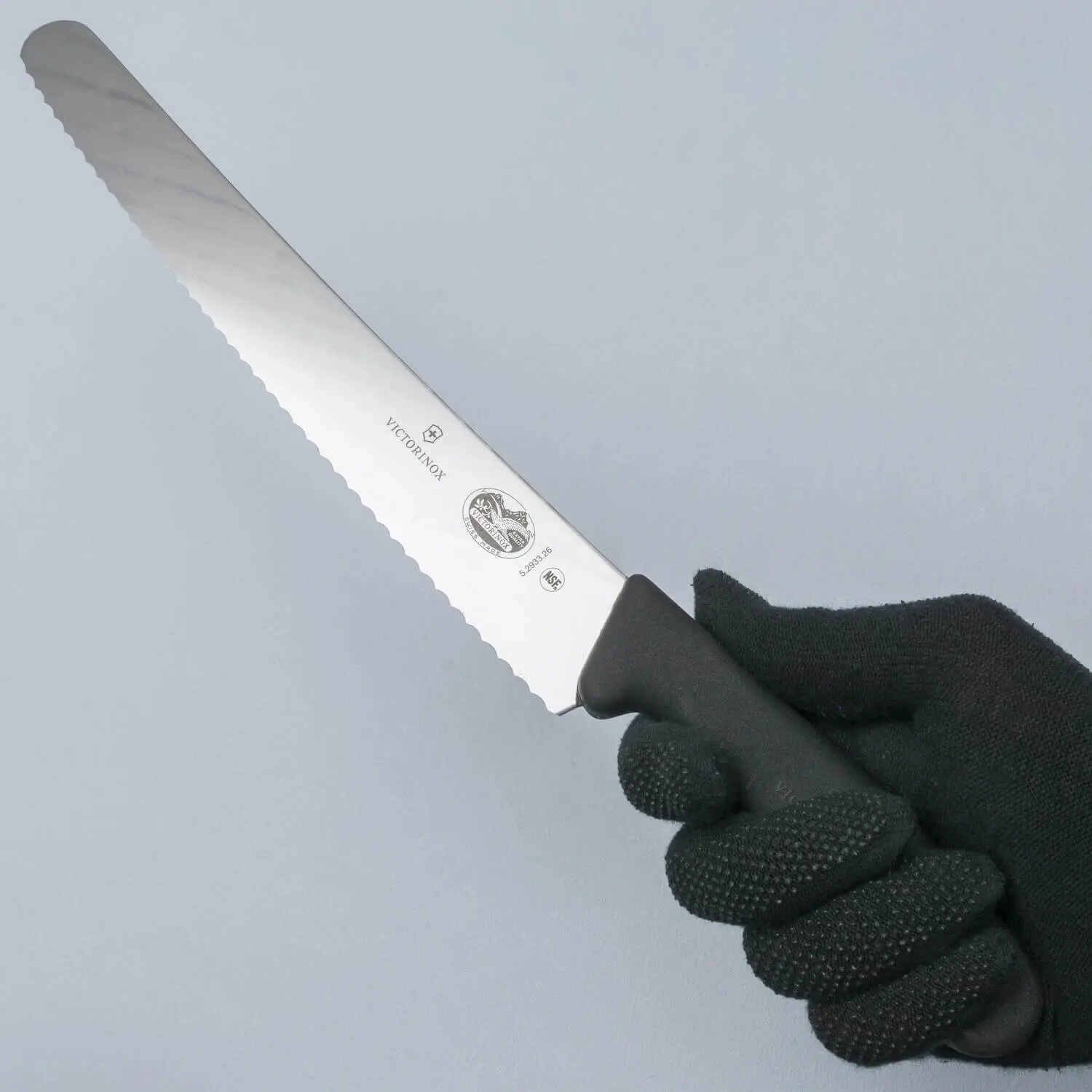 Victorinox Fibrox Bread and Pastry Knife 26 cm