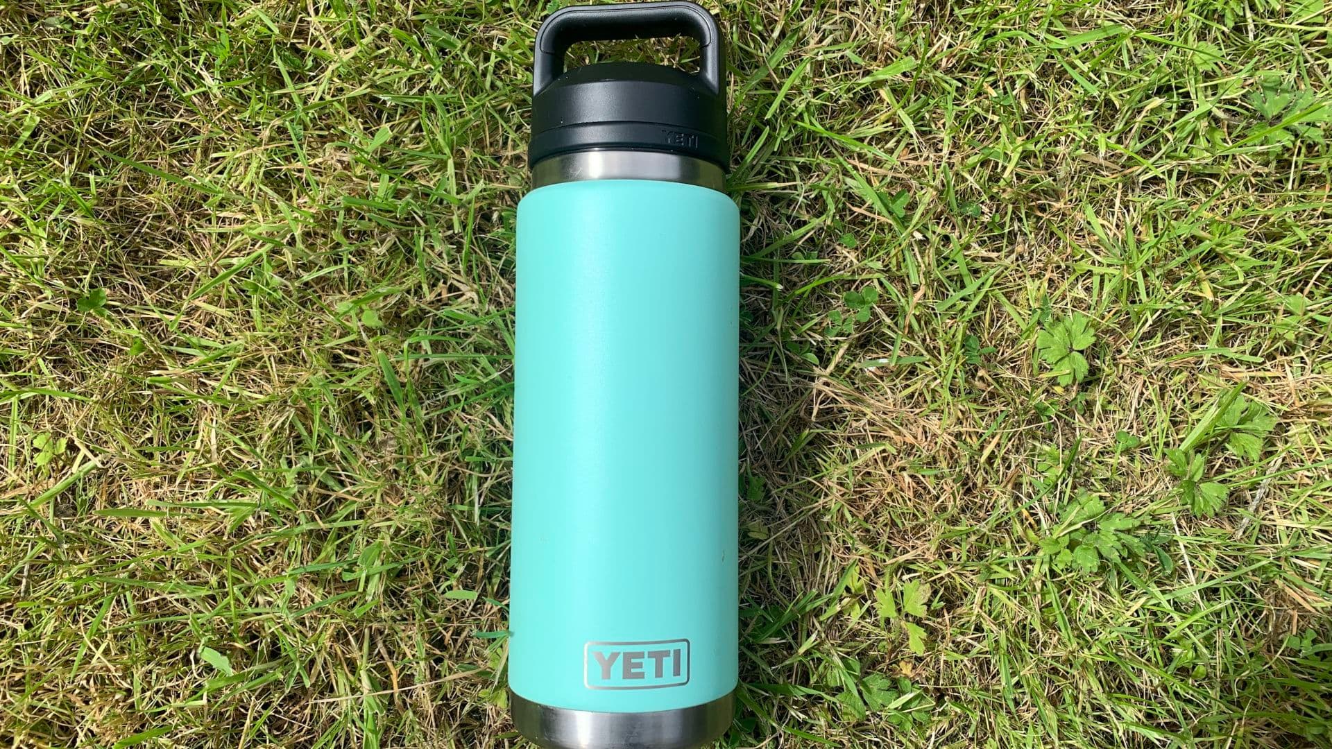 YETI YETI Rambler Bottle with Chug Cap