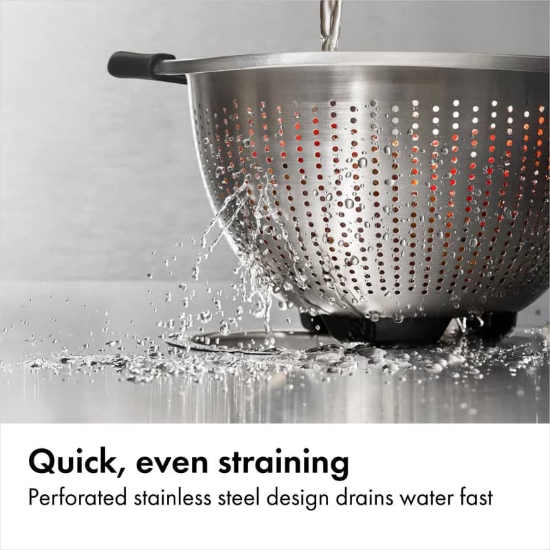OXO OXO Good Grips Stainless Steel Colander, 5-Quart