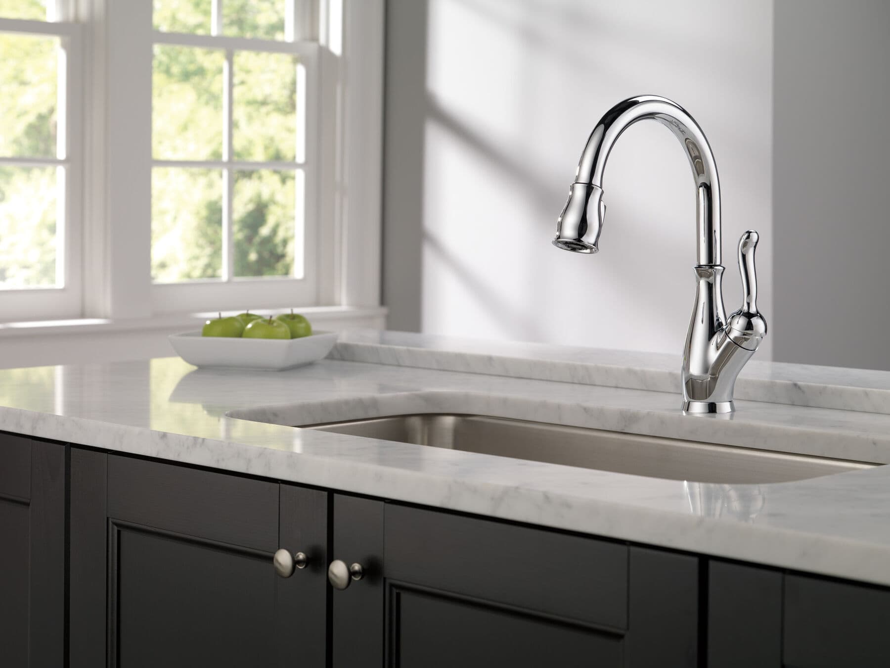 Delta Leland Pull-Down Kitchen Faucet